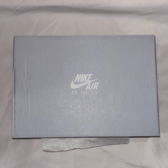 Nike Air Force 1  Kids Grade School Shoes 7Y - Picture 7 of 11